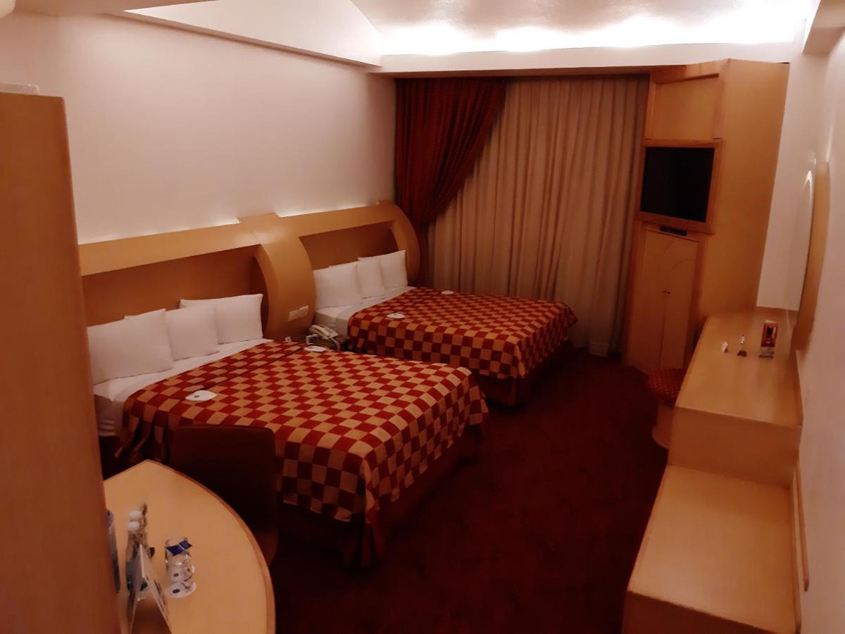 Auto Hotel Legaria Mexico by Eksteriør bilde