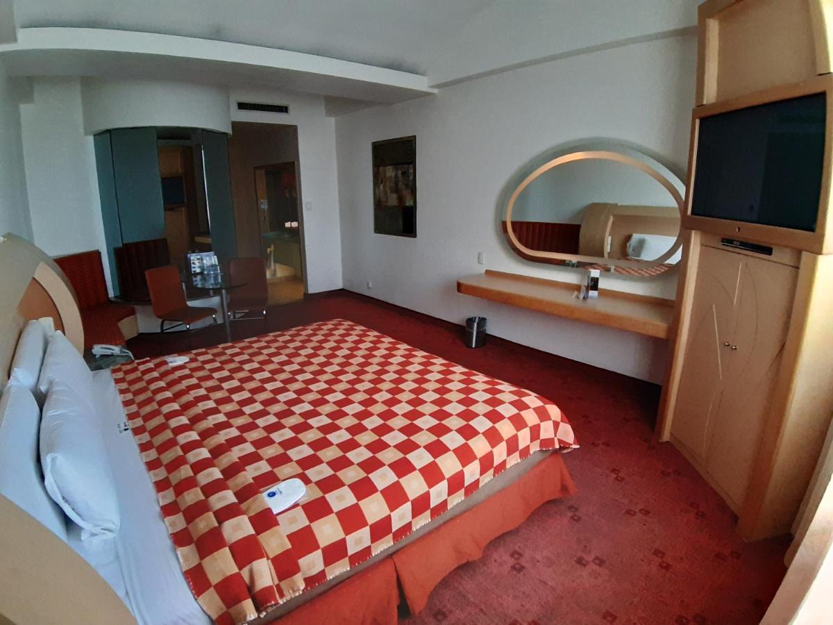Auto Hotel Legaria Mexico by Eksteriør bilde