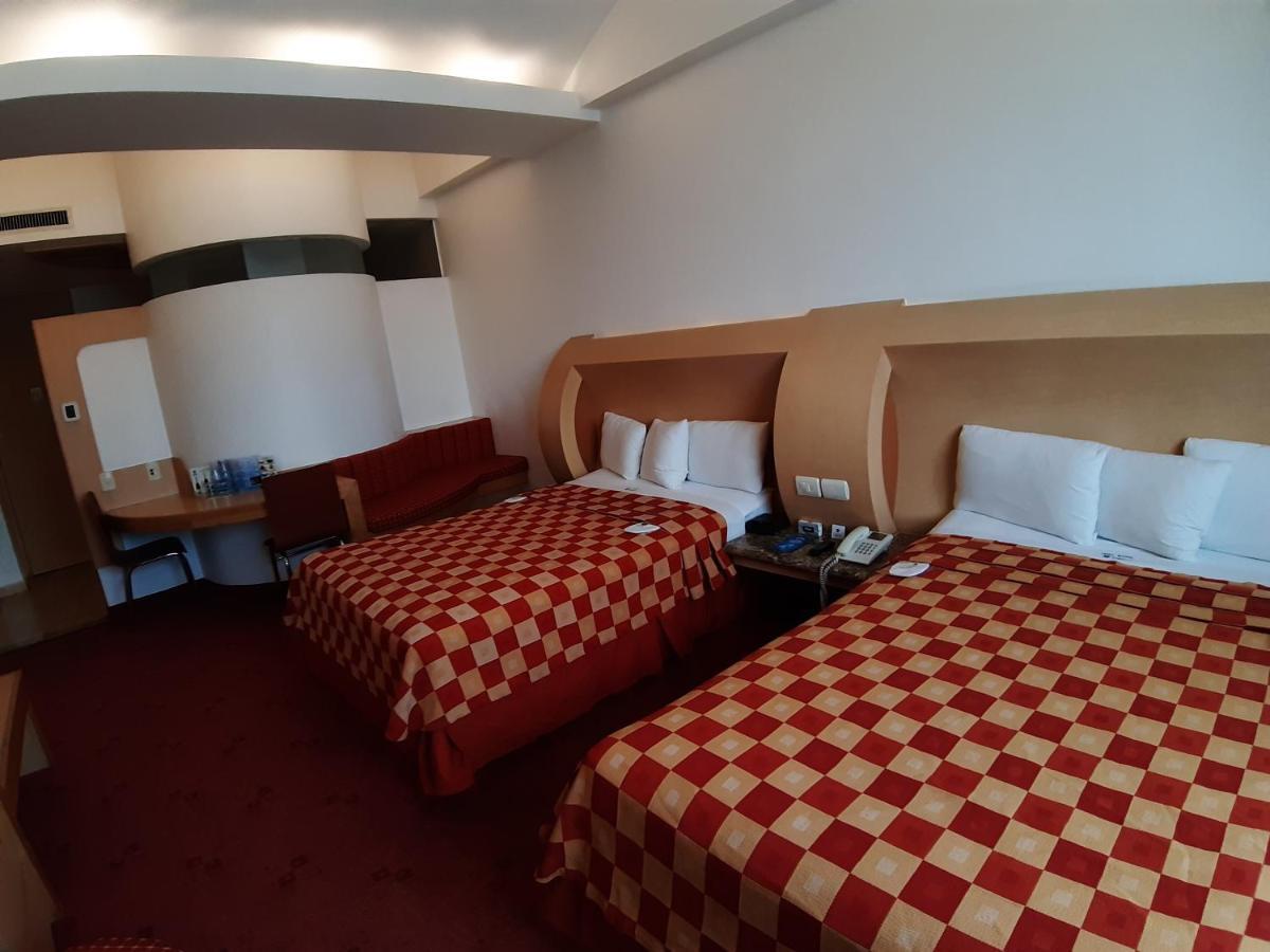 Auto Hotel Legaria Mexico by Eksteriør bilde