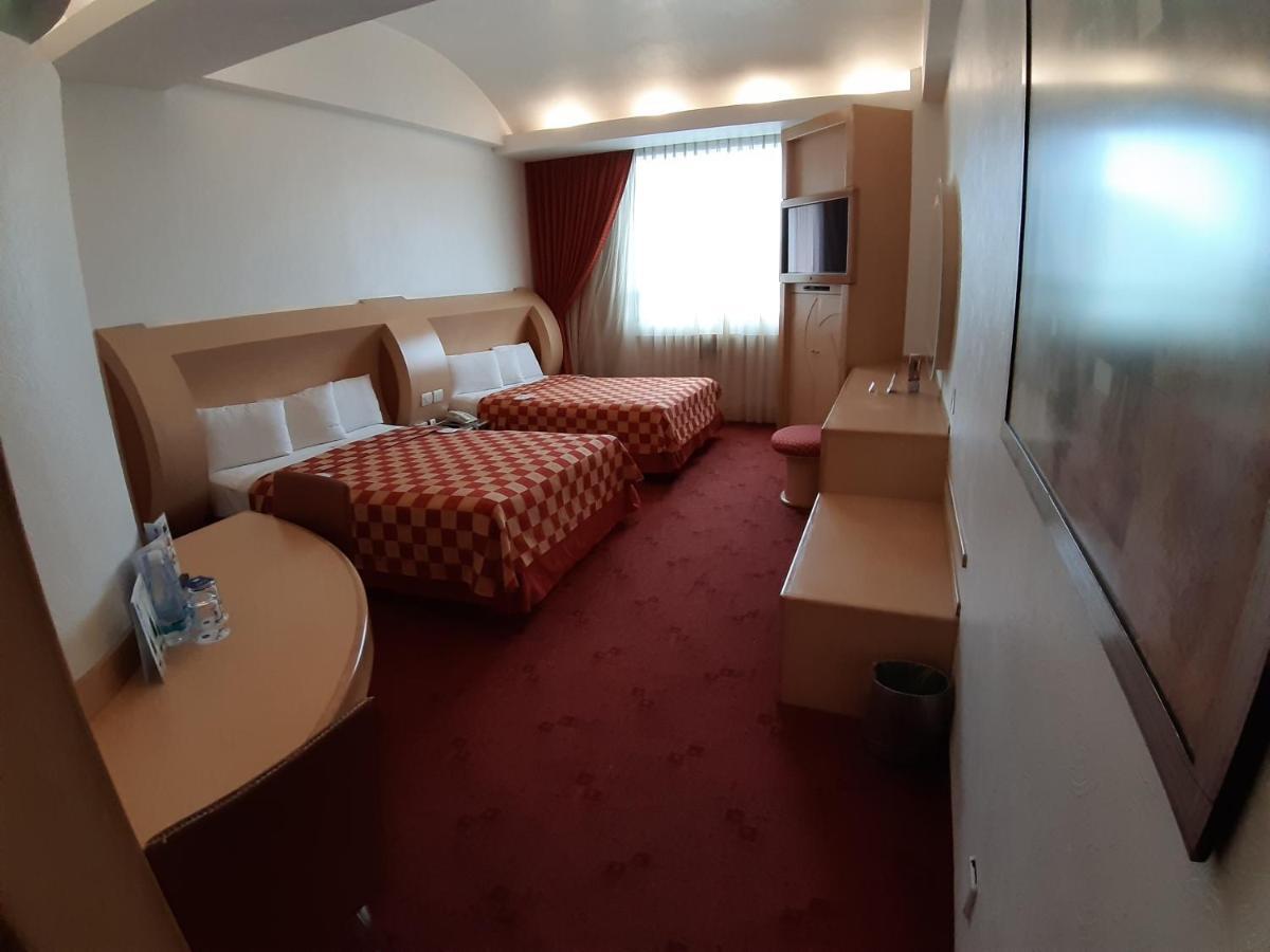 Auto Hotel Legaria Mexico by Eksteriør bilde